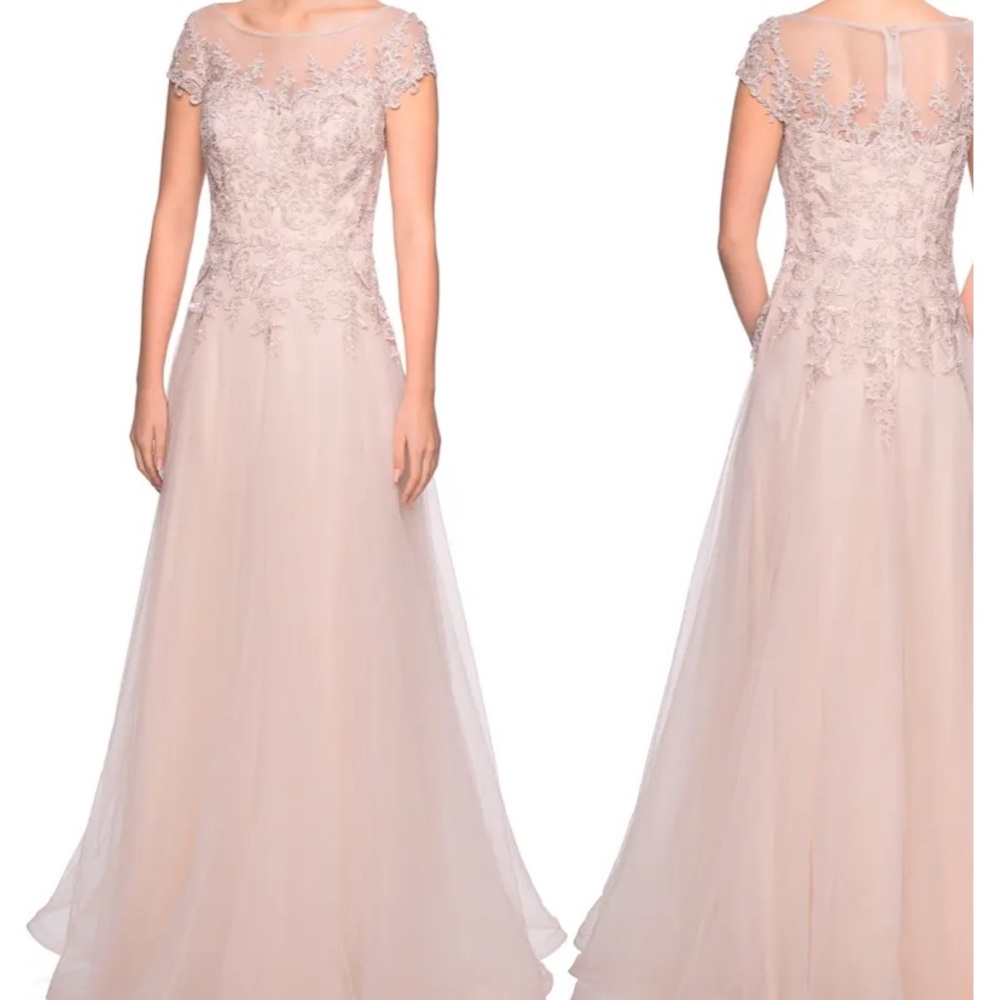 NWOT La Femme blush tulle illusion neckline gown